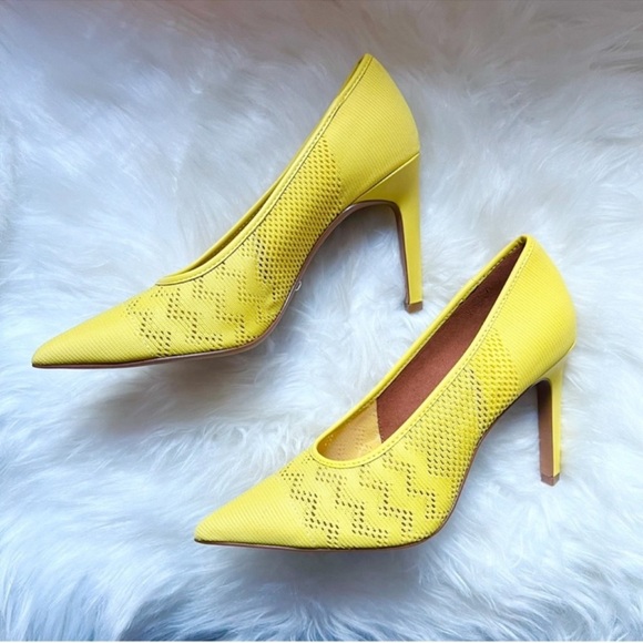 New! REISS “Zena” Mesh Leather Court Shoes Pumps in Parakeet Yellow - Picture 6 of 11
